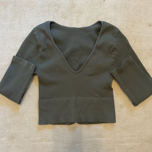 Ribbed V-neck Long sleeve Green Crop - Picture 1 of 2